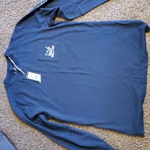 Vineyard Vines hockey long sleeve shirt